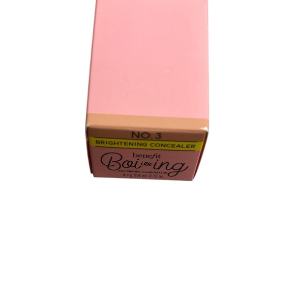 Benefit Brightening Concealer No‎ 3 - Picture 1 of 4